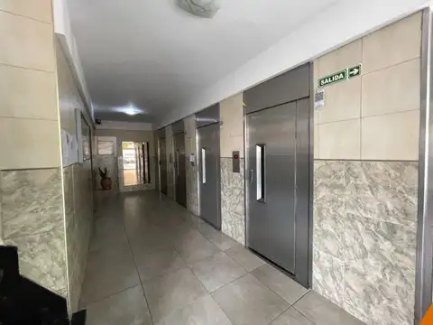 Matheu 1700, Piso 0