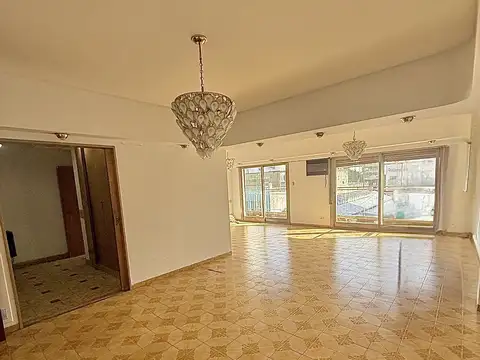 Departamento en Venta de 6 ambientes