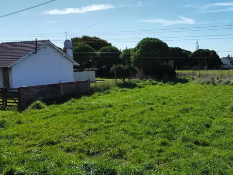 Venta terreno lote B. Atlantida a 100 m del mar