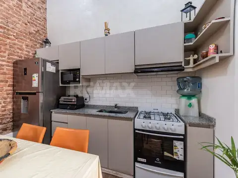 VENTA PH 3 AMBIENTES MÁS ENTRE PISO CONPATIO P.B