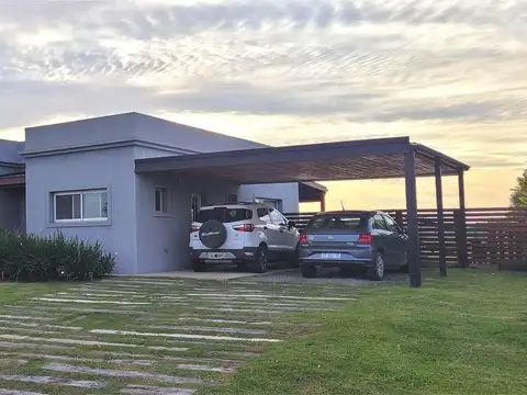 Casa en alquiler a la laguna,  San Sebastian, Area 5