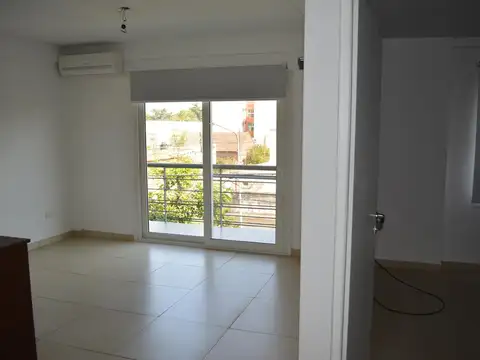 Departamento en alquiler lujan sobre calle Dr real esquina francia