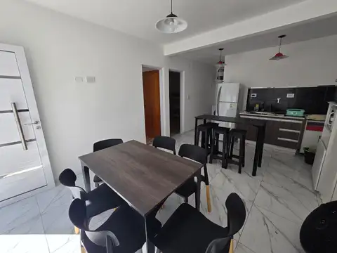 Casa 3 ambientes con 1 baño