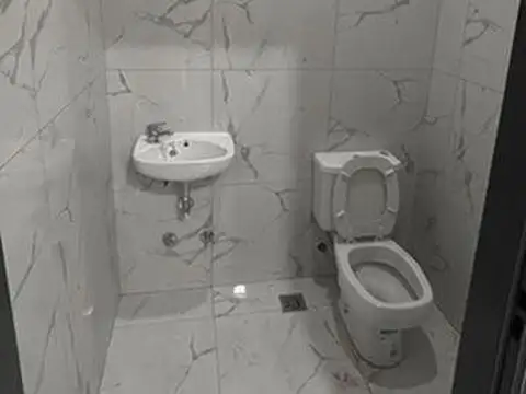 Galpon en Alquiler 20  mts Fondo