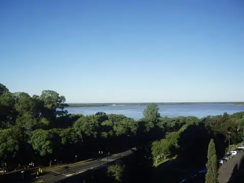 Hermosos pisos exclusivos de 3 dormitorios - Vista río!