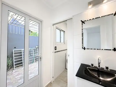 Depto Tipo Casa 2 ambientes con 1 baño