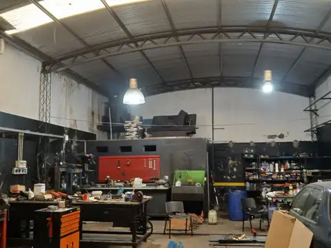 Galpon en Alquiler 9  mts Frente