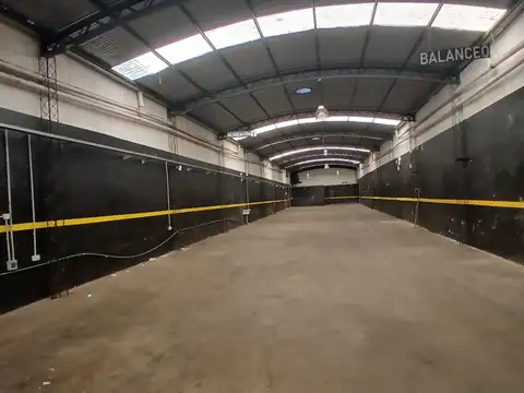 Galpon en Alquiler 60  mts Fondo