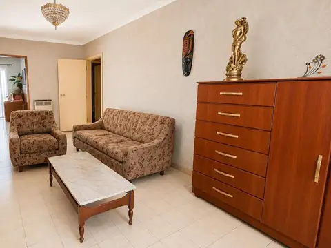 Bruno Tapia 2700