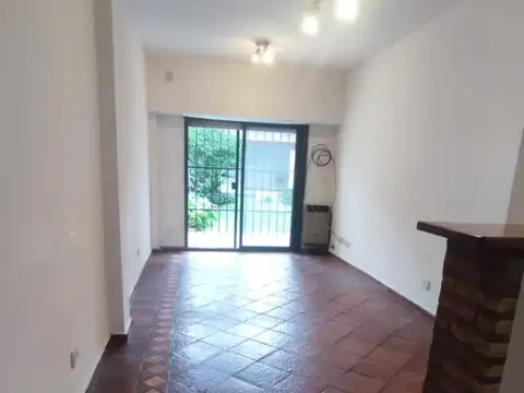 3 De Febrero 2900, Piso PB