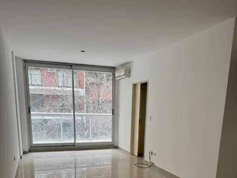 Excelente departamento monoambiente en alquiler en el barrio de recoleta