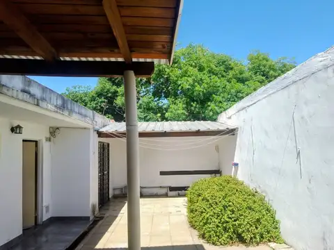 PH tipo casa con patio propio sin expensas 