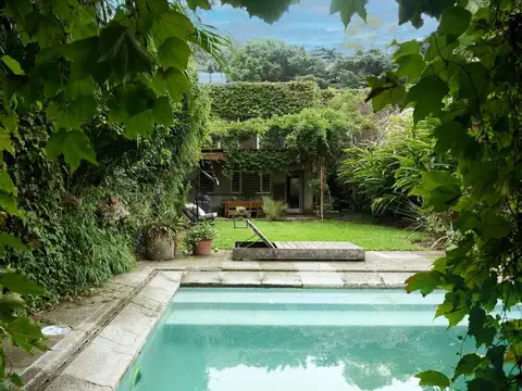 Casa en alquiler en Vicente Lopez, calle Malaver 900