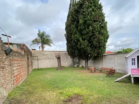 Gabriel D Annuncio 900