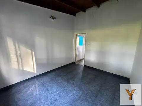 Casa en venta - 2 Dormitorios 1 Baño - Saladillo