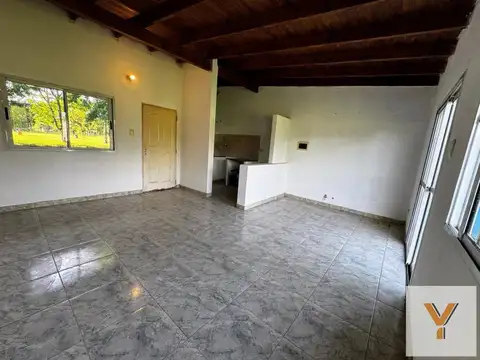Casa 3 ambientes con 1 baño