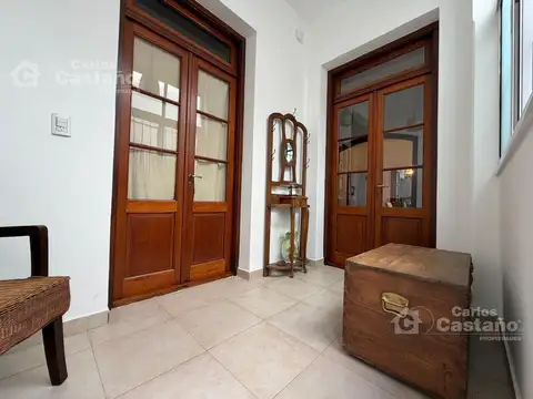 Depto Tipo Casa 4 ambientes con 2 baños