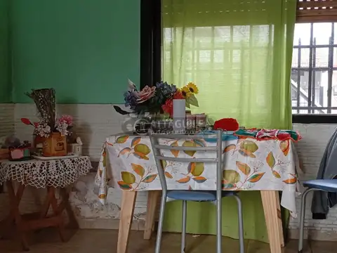 Depto Tipo Casa en Venta de 2 dormitorios