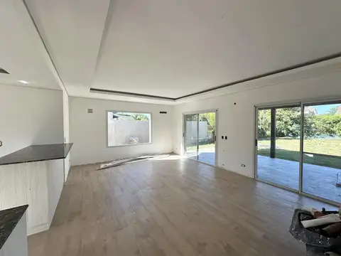 Casa 3 ambientes con 3 baños