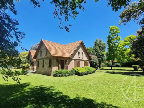 Casa quinta a la venta en Pilar