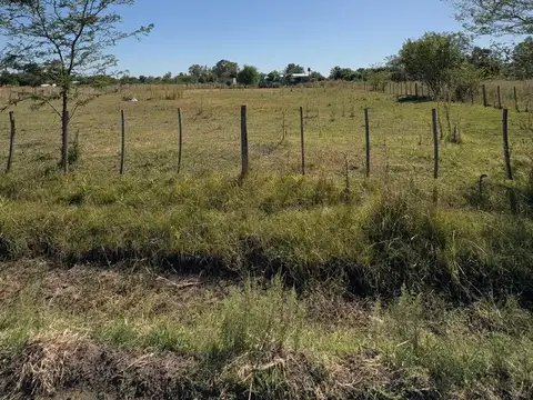 LOTE EN VENTA EN SMITH CARLOS CASARES 950M2
