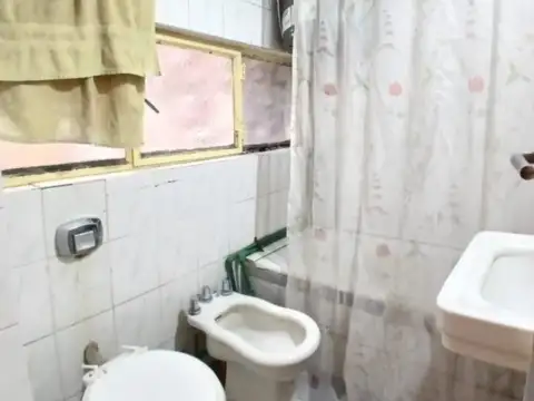 Oportunidad! se vende un monoambiente dividido con puertas corredizas - San Nicolas