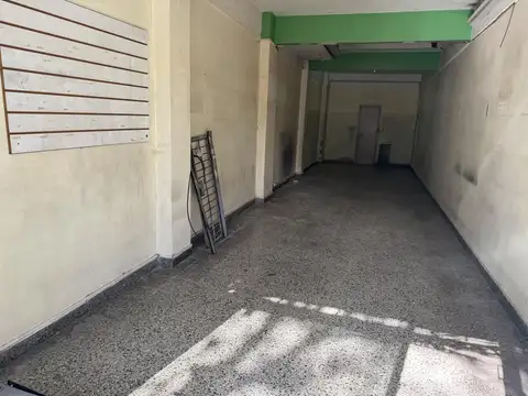 Local en Alquiler en Villa Luro, $ 790.000