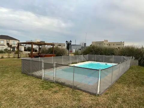 Casa en Venta con 4 cocheras