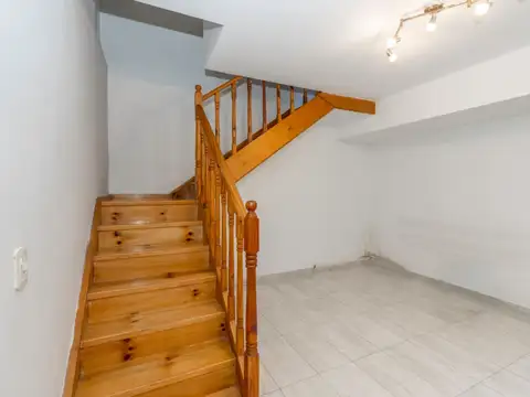 Depto Tipo Casa 2 ambientes con 1 baño