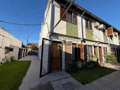 VENDE DUPLEX 2AMB RAMOS MEJIA