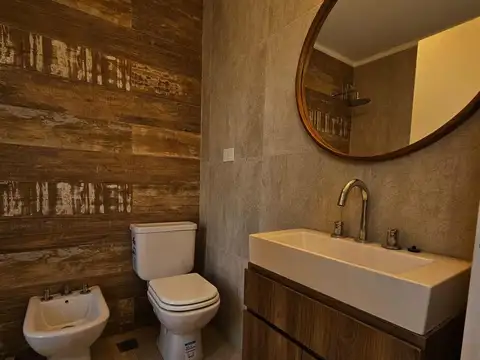 Depto Tipo Casa 4 ambientes con 2 baños