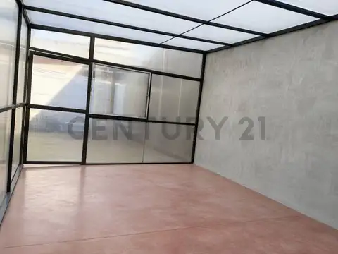 Casa 7 ambientes con 3 baños