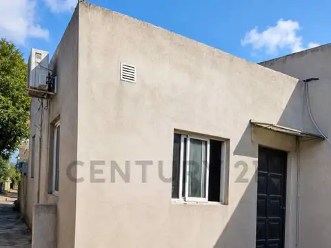 VENTA - CASA MULTIFAMILIAR DE 7 AMBIENTES EN PARQUE PATRICIOS - IDEAL 3 FAMILIAS O INVERSORES