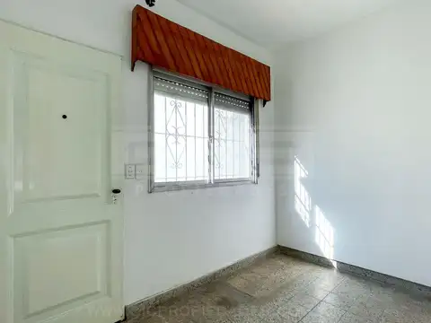 Bulnes al 700 entre Hilario Lagos y Matheu