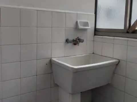 Departamento en Alquiler en Quilmes, $ 600.000