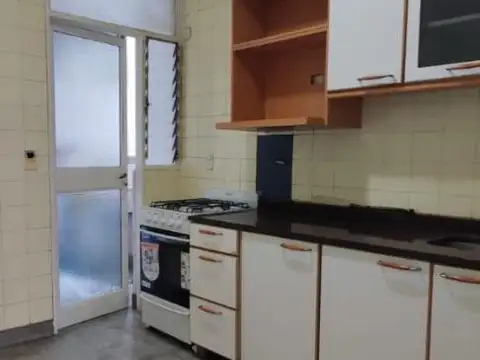 Departamento en Alquiler en Quilmes, $ 600.000