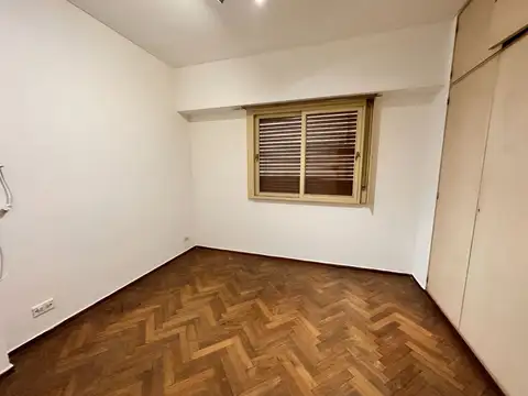 DEPARTAMENTO EN ALQUILER LA PLATA CON BALCON