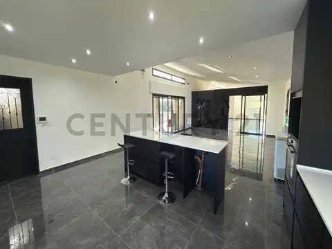 VENTA CASA 7 AMBIENTES LAS LOMADAS DE CARDALES