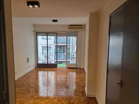 Oficina en Alquiler en Belgrano Chico, $ 450.000