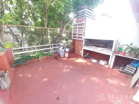 Depto Tipo Casa en Venta 40 años