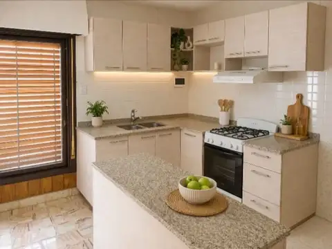 CASA 4 AMBIENTES EN VENTA LOMAS DEL MIRADOR APTO C