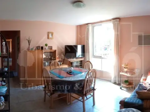 Centenario 3500, Piso 1