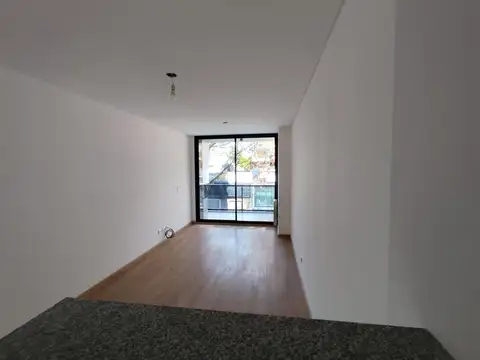 Casa 2 ambientes con 1 baño