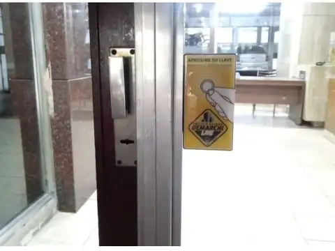 Cómoda cochera en pleno centro 