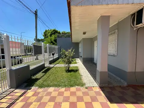 Victorica 10 entre Liniers y Av. Lamadrid, Bernal Oeste, Provincia de Buenos Aires, 100