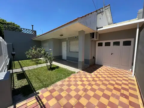 Casa en Venta en Bernal Oeste, USD 80.000