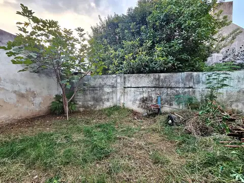 Depto Tipo Casa en Venta en Loma Hermosa, USD 53.000
