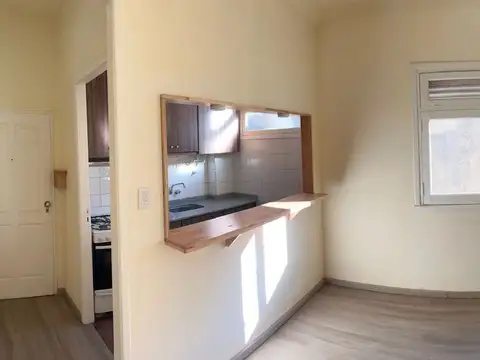 Doctor Rómulo Naón 4200
