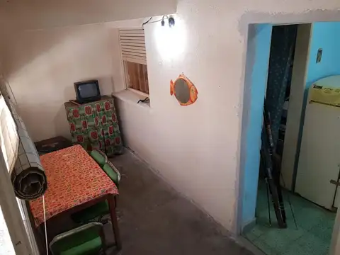 Calle 3 1981 , Piso PB