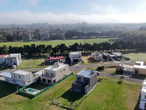 Terreno en Venta 19  mts Fondo